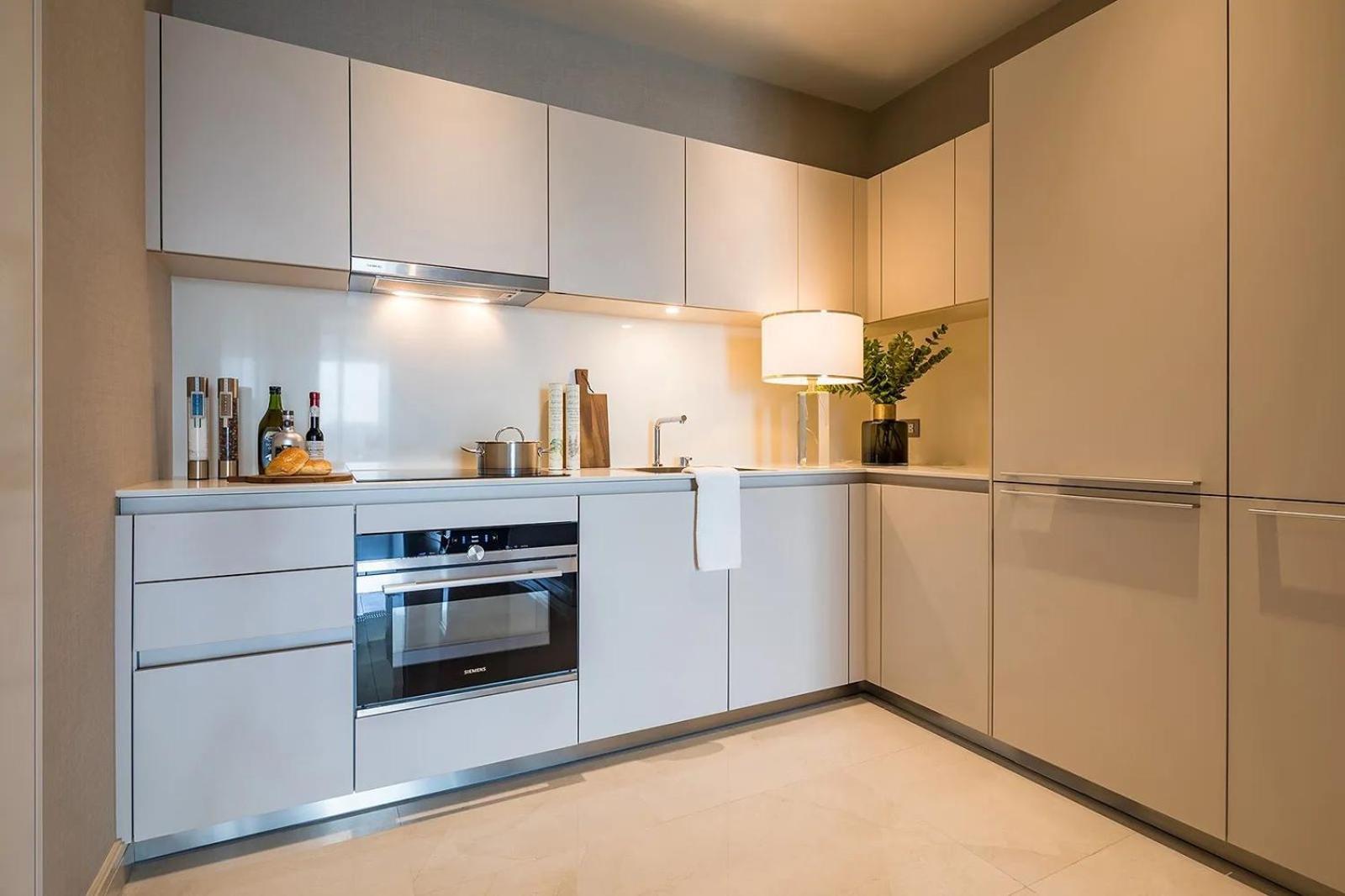 Waldorf Astoria Residences High Floor Luxury Central Location * Bangkok