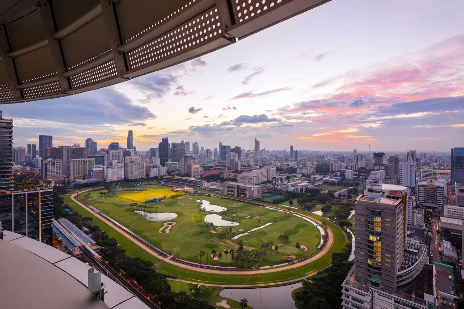 Waldorf Astoria Residences High Floor Luxury Central Location Apartment